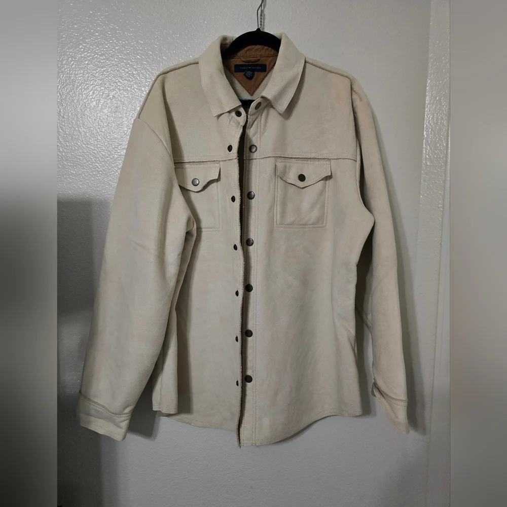 Tommy Hilfiger Jacket Mens XL Beige Faux Suede Sherpa Fleece Lined Snap Coat - Picture 2 of 4